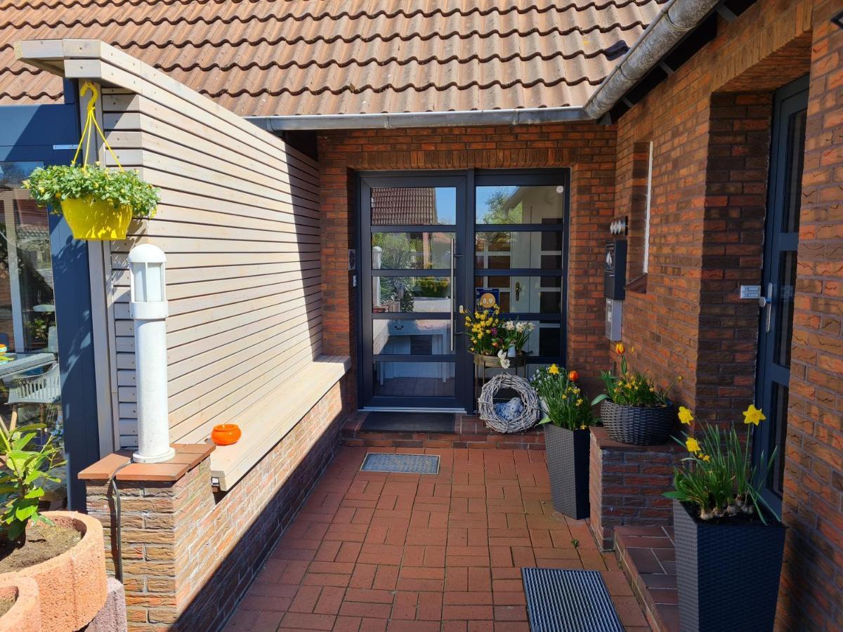 Apartamento Haus Schilling Esens Exterior foto